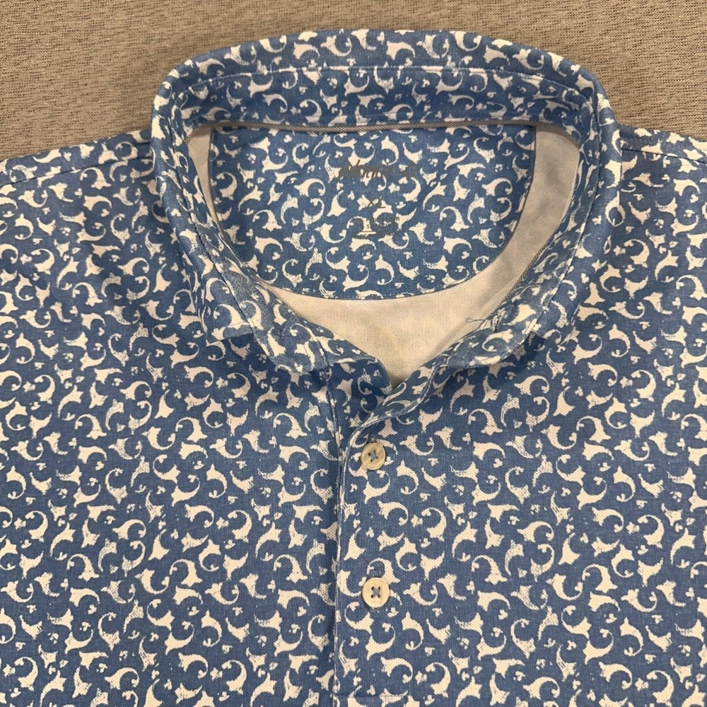 Johnnie-O Bear Dance Polo Shirt Mens XL Blue White Swirl AOP Short Sleeve Golf